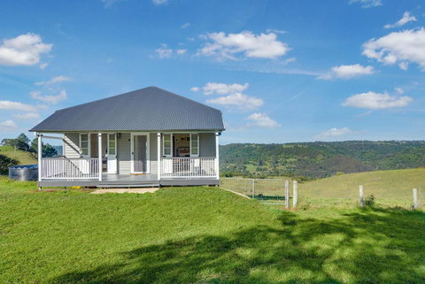 Cloud Hill - Australian Destinations 6