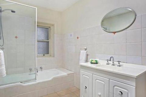 Apartment West Esplanade MAN93 - Australian Destinations 0