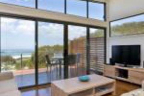 Earth Sea Sky - Australian Destinations 0
