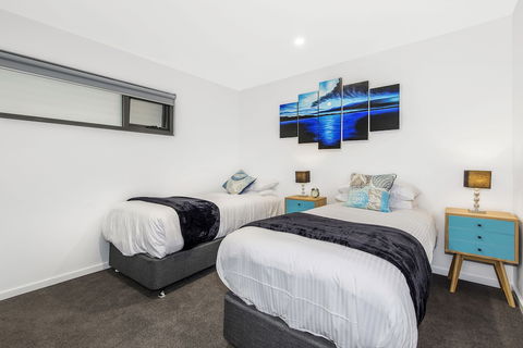 Astra Apartments Newcastle West - Australian Destinations 3