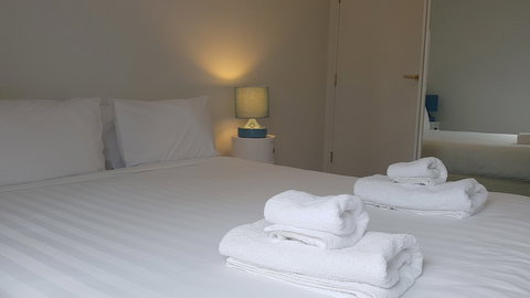 Corporate Stayz At Exhibition - Australian Destinations 0