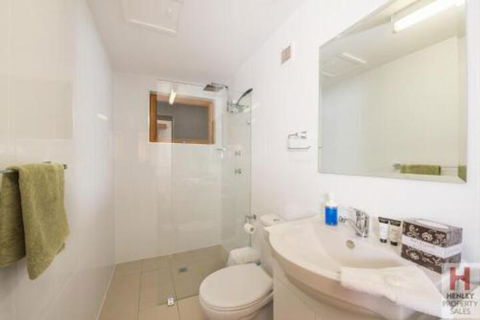 Alpine Apartment Great Location With Views Of Lake Jindabyne - Australian Destinations 7