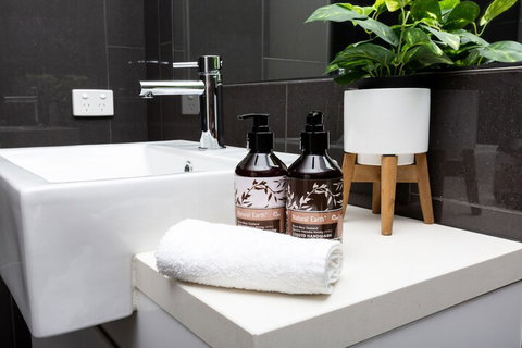 Colour And Swank At The Mill In The Heart Of The CBD - Australian Destinations 4