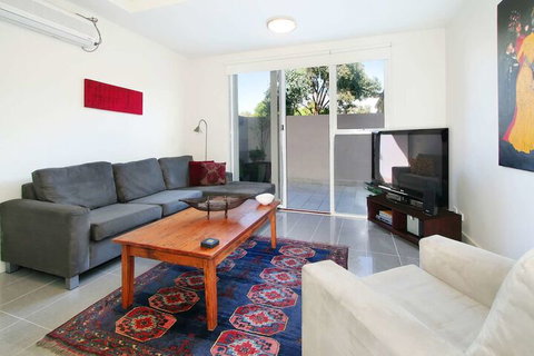 Carlisle St Executive - Australian Destinations 2