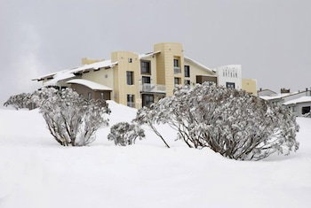 Chalet Hotham 5 - Australian Destinations 0