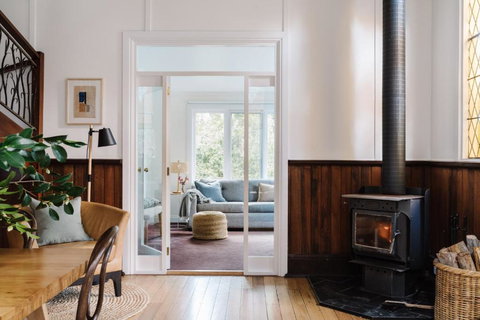 Church Conversion Private Garden Family Escape - Australian Destinations 2