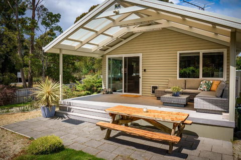 Adventure Bay Holiday Home - Australian Destinations 6