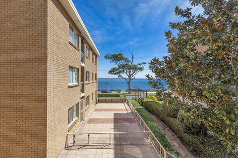 South Pacific Unit 6 Amazing Unit Opposite The Beach. - Australian Destinations 2