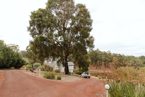 Nannup Hideaway - Australian Destinations 1