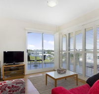 RESORT on the BEACH 6310 TOP FLOOR - Australian Destinations