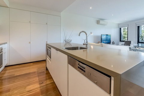 C-Scape By The Sea No.9 - Australian Destinations 4