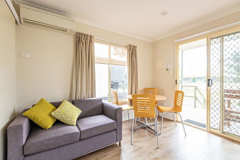 Holiday Haven Lake Conjola - Australian Destinations 3