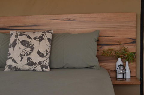 Flinders Bush Retreats - Australian Destinations 5