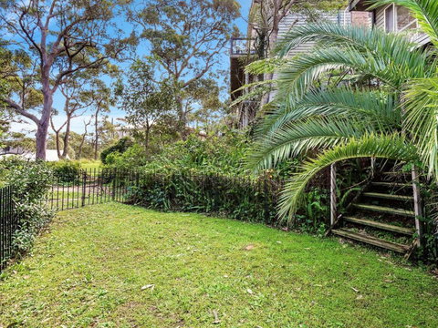 Copacabana Treehouse 36 Oceano Street Copacabana - Australian Destinations 5