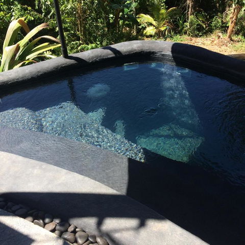 Earthship Daintree - Australian Destinations 5
