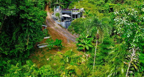 Earthship Daintree - Australian Destinations 6