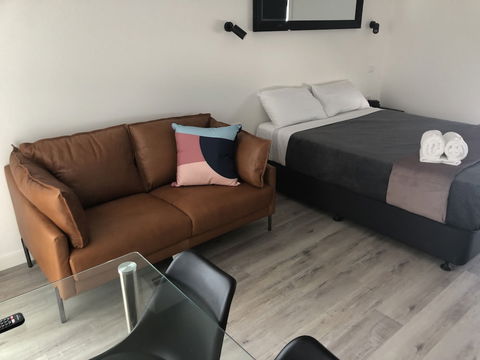 Alfred Apartment - Australian Destinations 1