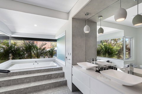 La Luna Shoal Bay - Australian Destinations 4