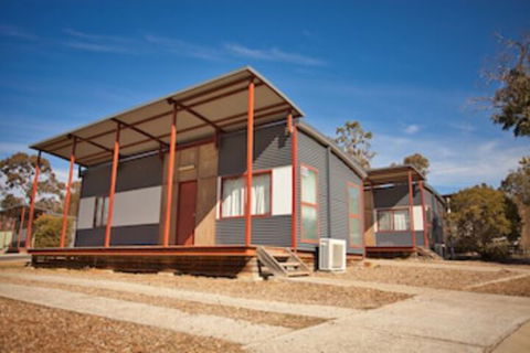 Eaglehawk Holiday Park Canberra - Australian Destinations 0
