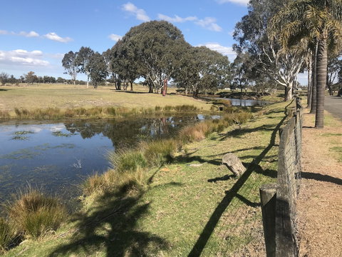 Rivers Apartments & Motel Sale Gippsland - Australian Destinations 4