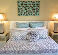 Magnolia Corner - Australian Destinations