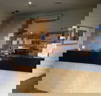 Footscray Motor Inn - Australian Destinations