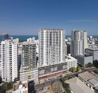 Oaks Darwin Elan Hotel - Australian Destinations