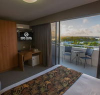 Gladstone Reef Hotel Motel - Australian Destinations