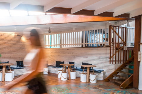 Wake Up! Byron Bay - Australian Destinations 1