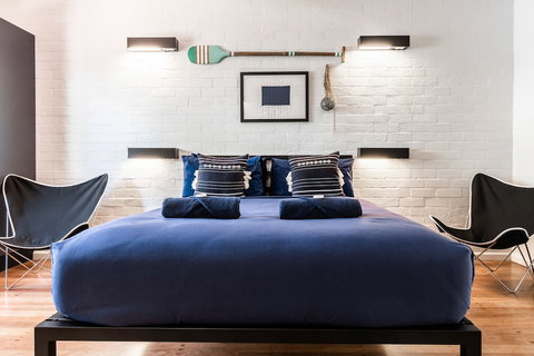 Wake Up! Byron Bay - Australian Destinations 5