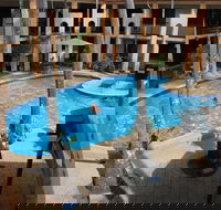 Oasis Inn Cairns - Australian Destinations