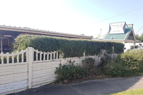 Cottages For Two - Australian Destinations 2