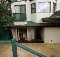 Montville Attic - Australian Destinations