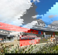 Nightcap at Balaclava Hotel - Australian Destinations