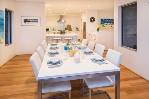 Calm Waters - Australian Destinations 4