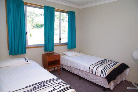 Sea View 3 Hodgson Street - Australian Destinations 3