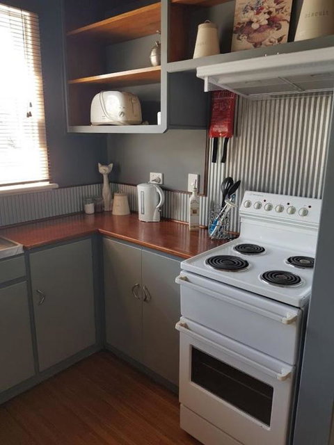 Cottage On Main - Australian Destinations 5