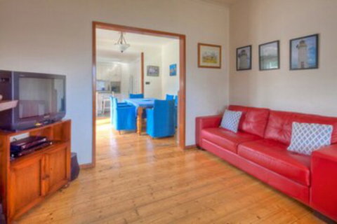 Carrick Fergus - Australian Destinations 0