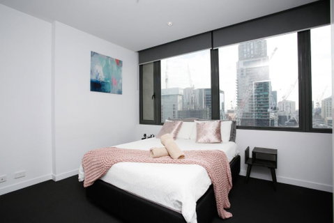 Immaculate 2BR With 2 Bathroom Private Unit In CBD - Australian Destinations 2