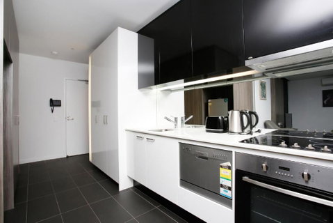 Immaculate 2BR With 2 Bathroom Private Unit In CBD - Australian Destinations 4