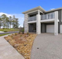 Bunya by The Sea - Australian Destinations