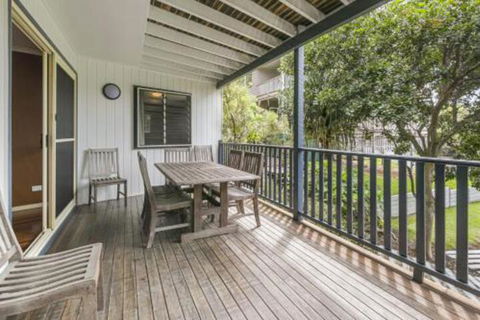 A Turtle House - Australian Destinations 7