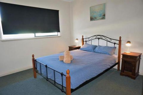 Ningaloo Breeze Villa 7 3 Bedroom Fully Self Contained Holiday Accommodation - Australian Destinations 2