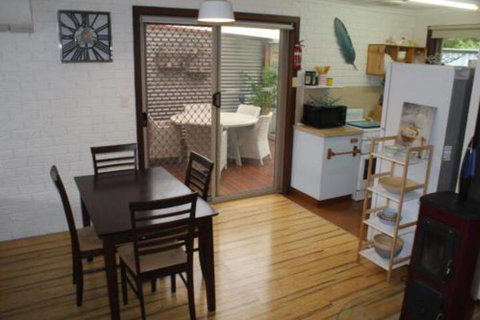 Church St - Australian Destinations 4