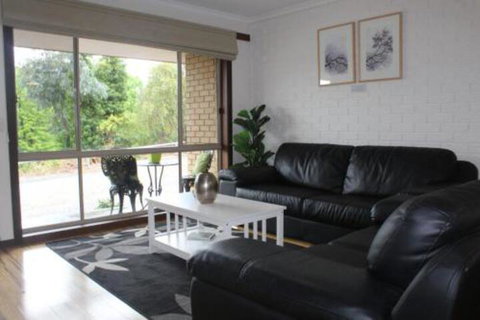 Church St - Australian Destinations 7