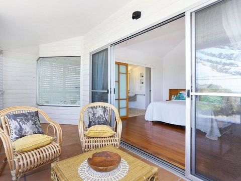 EAST COAST ESCAPES Lighthouse Studio - Australian Destinations 6