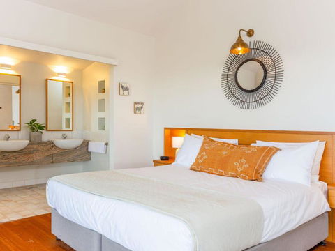 EAST COAST ESCAPES Lighthouse Studio - Australian Destinations 7