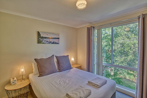 Cockatoo Cabin - Australian Destinations 4