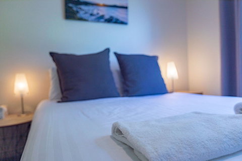 Cockatoo Cabin - Australian Destinations 1