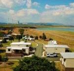 Lake Callide Retreat - Australian Destinations